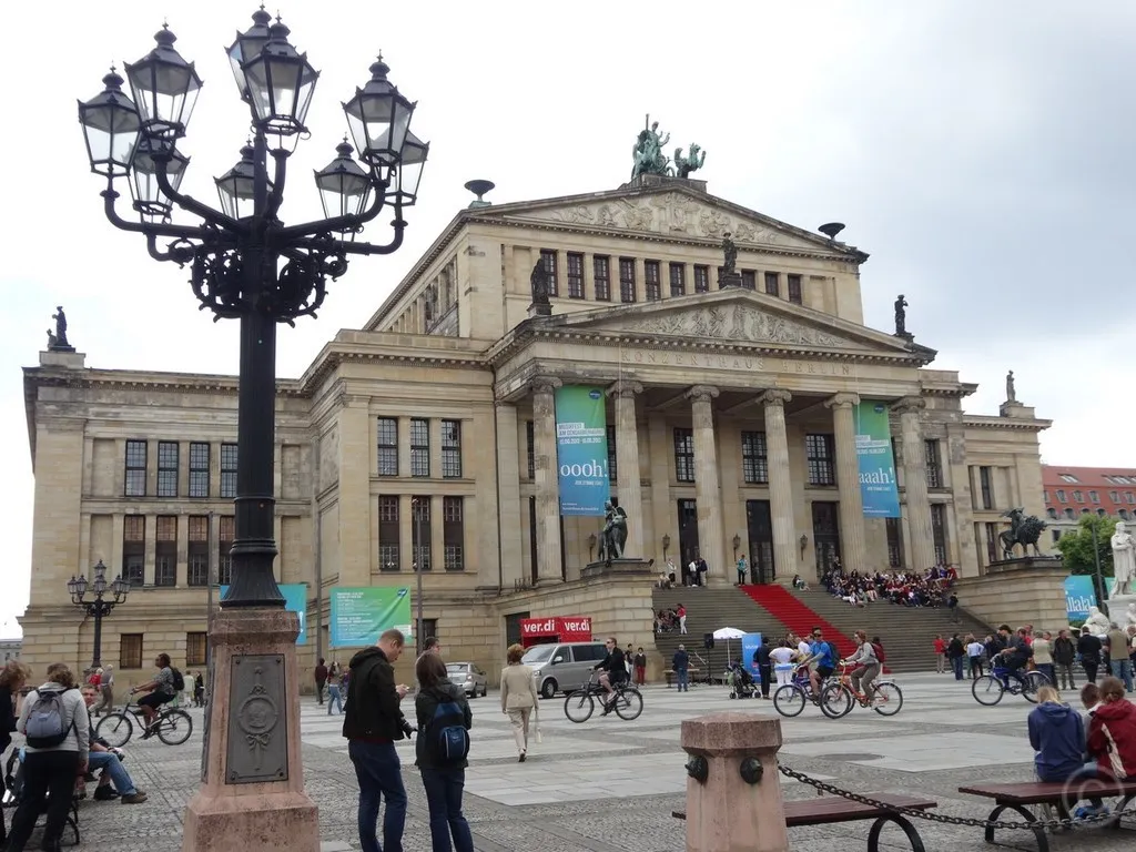 Gendarmenmarkt Berlin Stadtrundfahrt