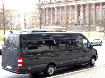 Berlin Stadtrundfahrt am Lustgarten